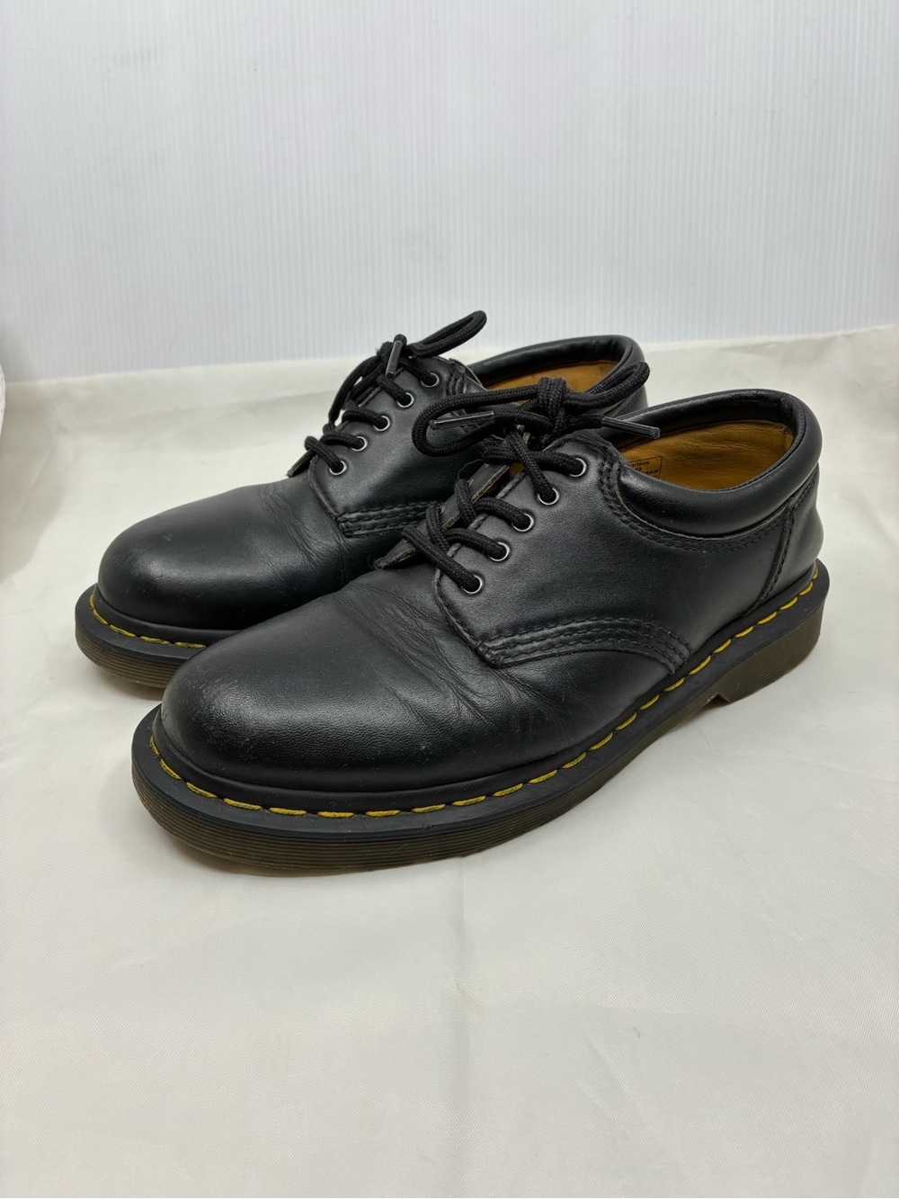 Dr. Martens 8053 11849 Nappa Classic 5-Eye - Unisex Men's 7 Woman's 8 EU 39